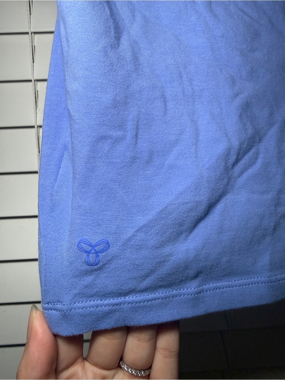 Aritzia Tna Periwinkle Short Sleeve Cutout Crop Top - Picture 4 of 4